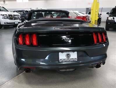 2016 Ford Mustang V6 Convertible - Photo 10 - Addison, IL 60101