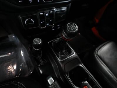 2018 Jeep Wrangler Unlimited Sahara   - Photo 31 - Addison, IL 60101