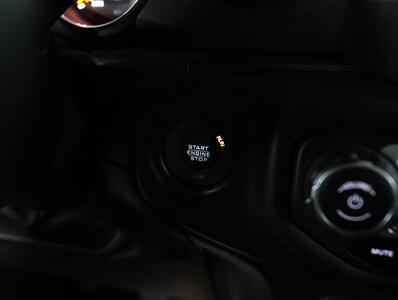 2018 Jeep Wrangler Unlimited Sahara   - Photo 34 - Addison, IL 60101