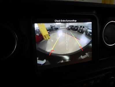 2018 Jeep Wrangler Unlimited Sahara   - Photo 36 - Addison, IL 60101