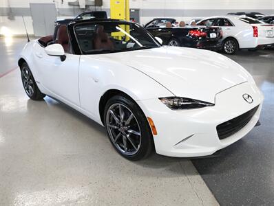 2020 Mazda MX-5 Miata 100th Anniversary - Photo 7 - Addison, IL 60101