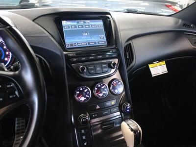 2013 Hyundai Genesis Coupe 3.8 Track   - Photo 30 - Addison, IL 60101
