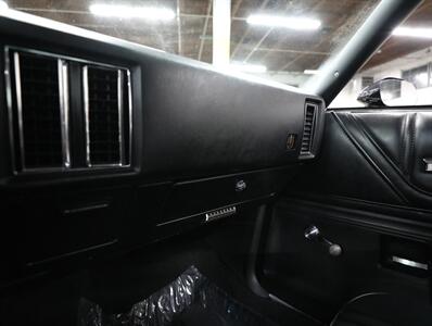 1974 Chevrolet Monte Carlo Landau Coupe   - Photo 43 - Addison, IL 60101