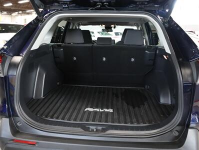 2019 Toyota RAV4 XLE AWD   - Photo 21 - Addison, IL 60101