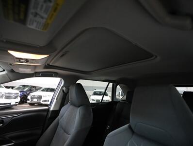 2019 Toyota RAV4 XLE AWD   - Photo 29 - Addison, IL 60101