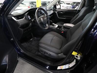 2019 Toyota RAV4 XLE AWD   - Photo 27 - Addison, IL 60101