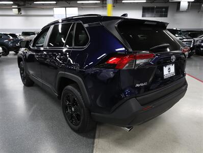 2019 Toyota RAV4 XLE AWD   - Photo 12 - Addison, IL 60101