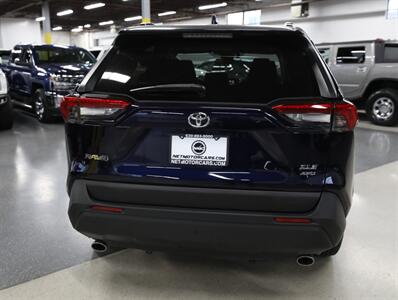 2019 Toyota RAV4 XLE AWD   - Photo 10 - Addison, IL 60101
