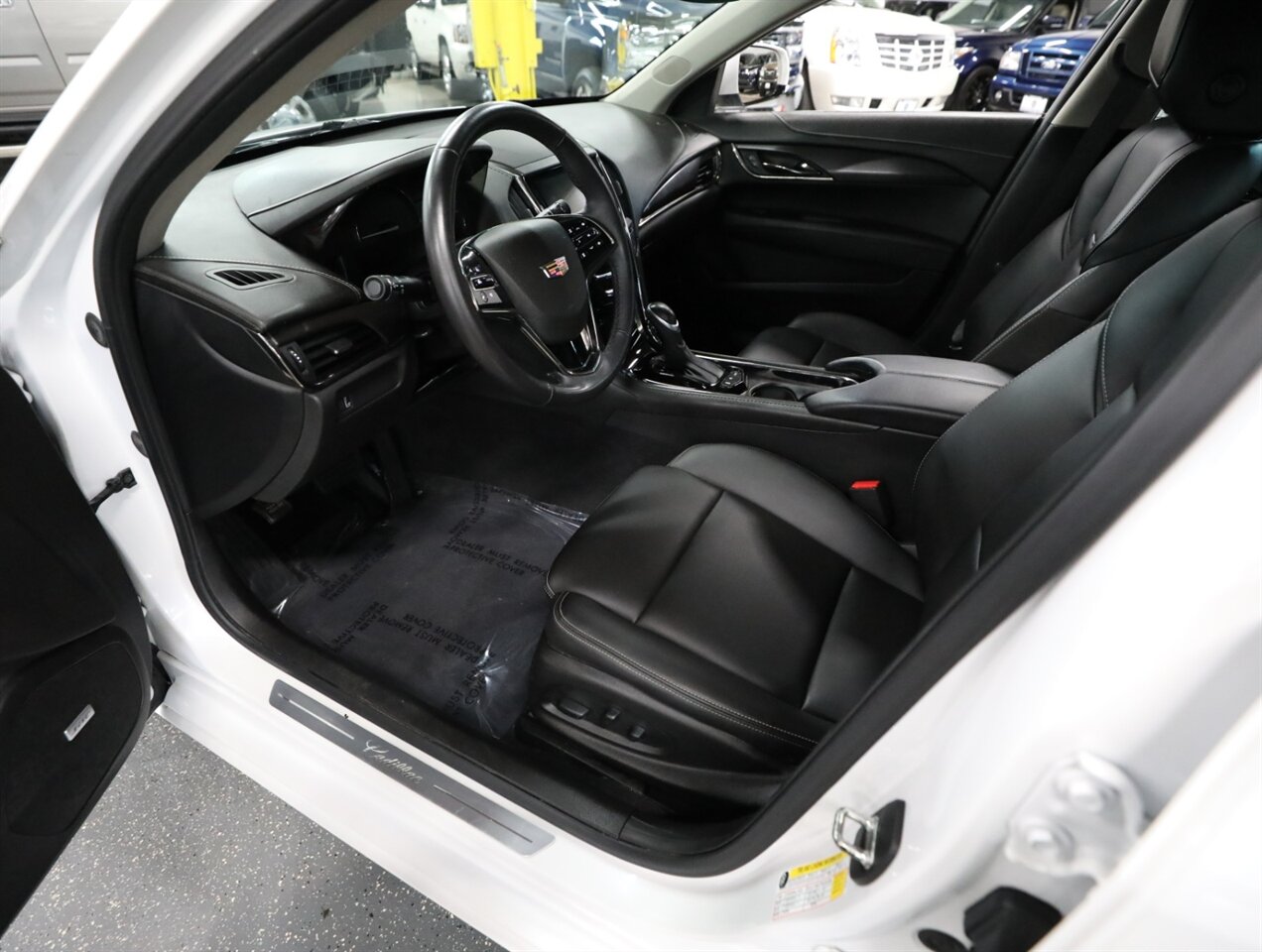 2018 Cadillac ATS 2.0T AWD - Photo 29 - Addison, IL 60101