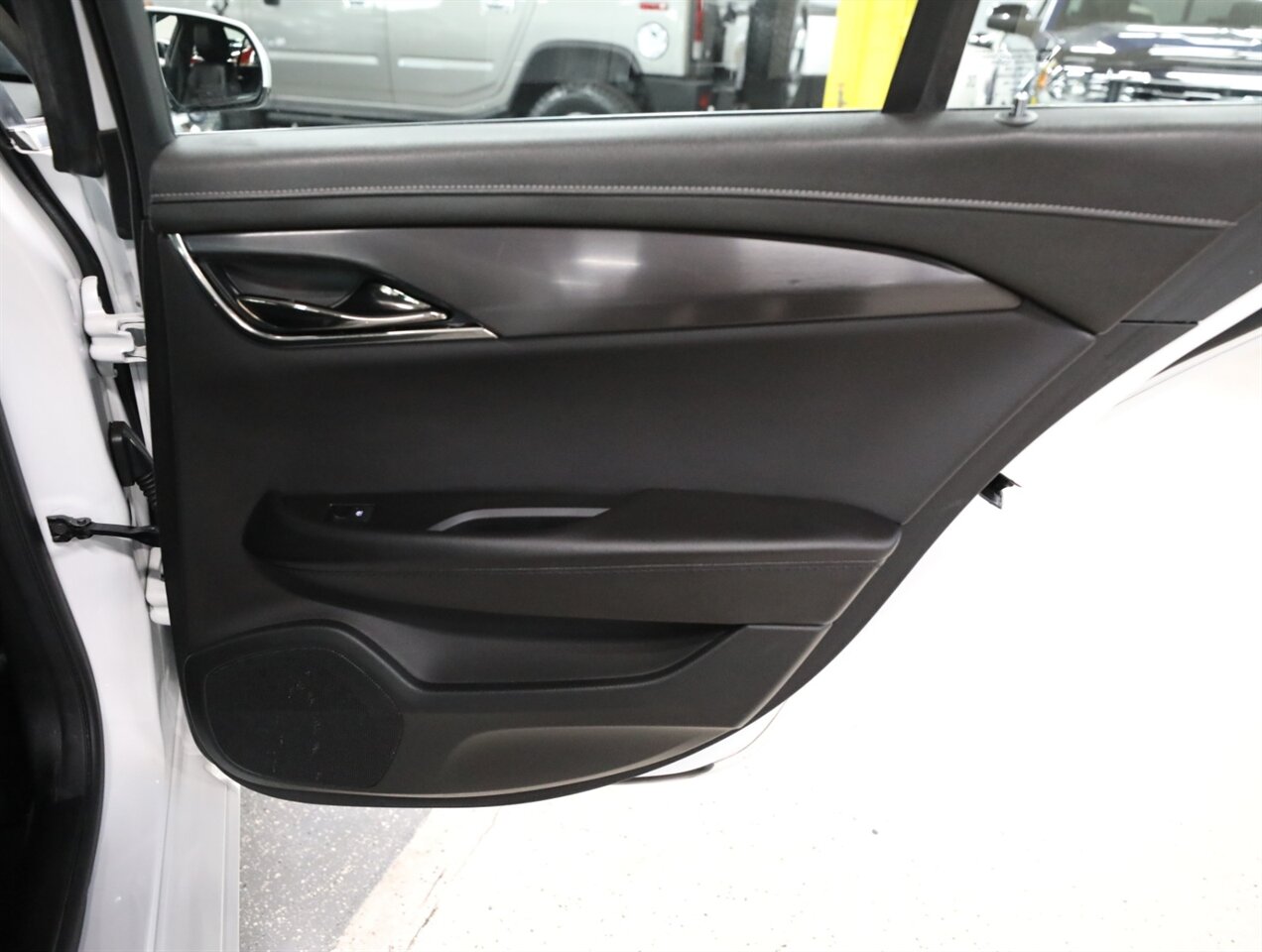 2018 Cadillac ATS 2.0T AWD - Photo 19 - Addison, IL 60101