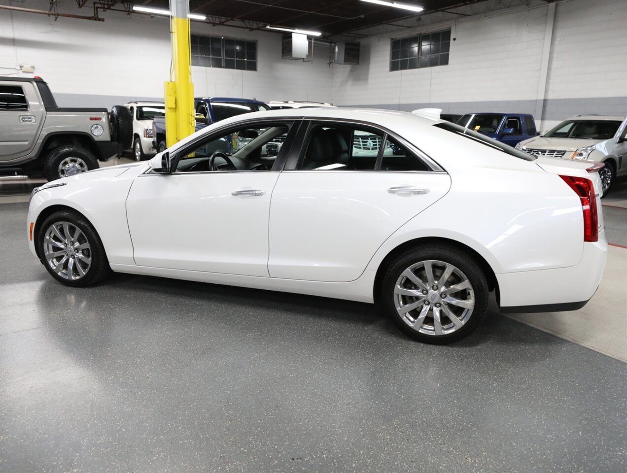 2018 Cadillac ATS 2.0T AWD - Photo 15 - Addison, IL 60101