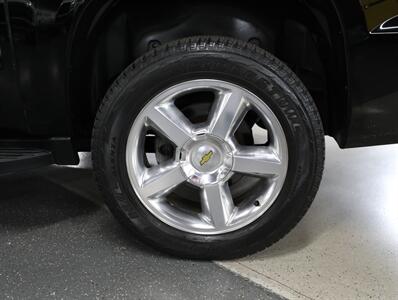 2013 Chevrolet Avalanche LT Black Diamond 4X4   - Photo 41 - Addison, IL 60101