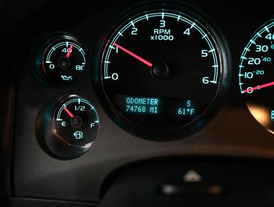 2013 Chevrolet Avalanche LT Black Diamond 4X4   - Photo 39 - Addison, IL 60101