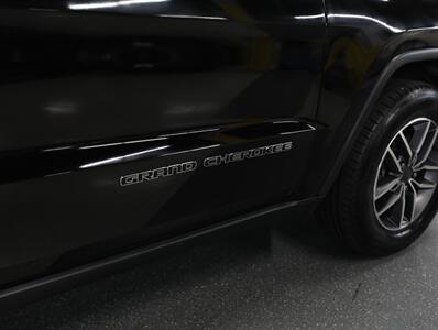 2021 Jeep Grand Cherokee Limited 4X4   - Photo 9 - Addison, IL 60101