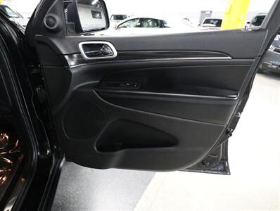 2021 Jeep Grand Cherokee Limited 4X4   - Photo 16 - Addison, IL 60101