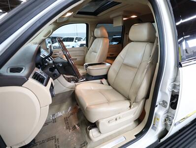 2013 Cadillac Escalade EXT Premium   - Photo 32 - Addison, IL 60101