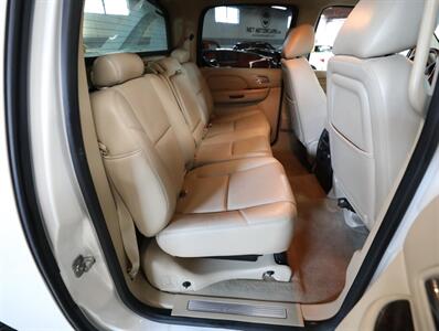 2013 Cadillac Escalade EXT Premium   - Photo 23 - Addison, IL 60101