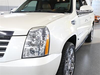 2013 Cadillac Escalade EXT Premium   - Photo 5 - Addison, IL 60101