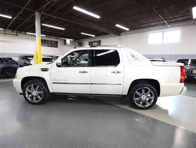 2013 Cadillac Escalade EXT Premium   - Photo 16 - Addison, IL 60101