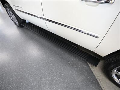 2013 Cadillac Escalade EXT Premium   - Photo 17 - Addison, IL 60101