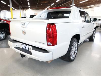 2013 Cadillac Escalade EXT Premium   - Photo 9 - Addison, IL 60101