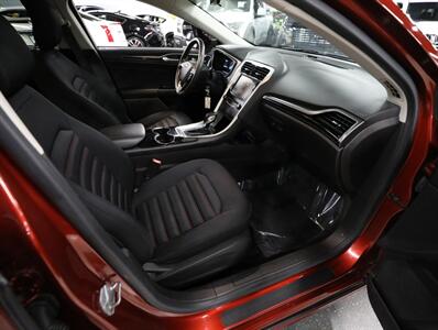 2014 Ford Fusion SE   - Photo 15 - Addison, IL 60101