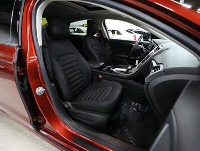 2014 Ford Fusion SE   - Photo 16 - Addison, IL 60101