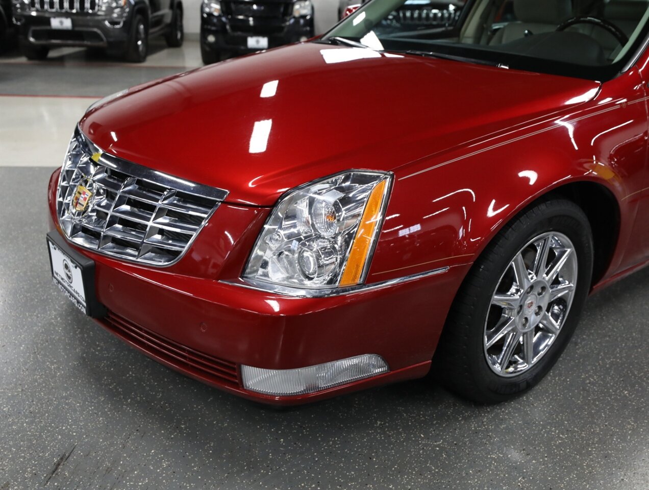2011 Cadillac DTS Luxury Collection - Photo 3 - Addison, IL 60101