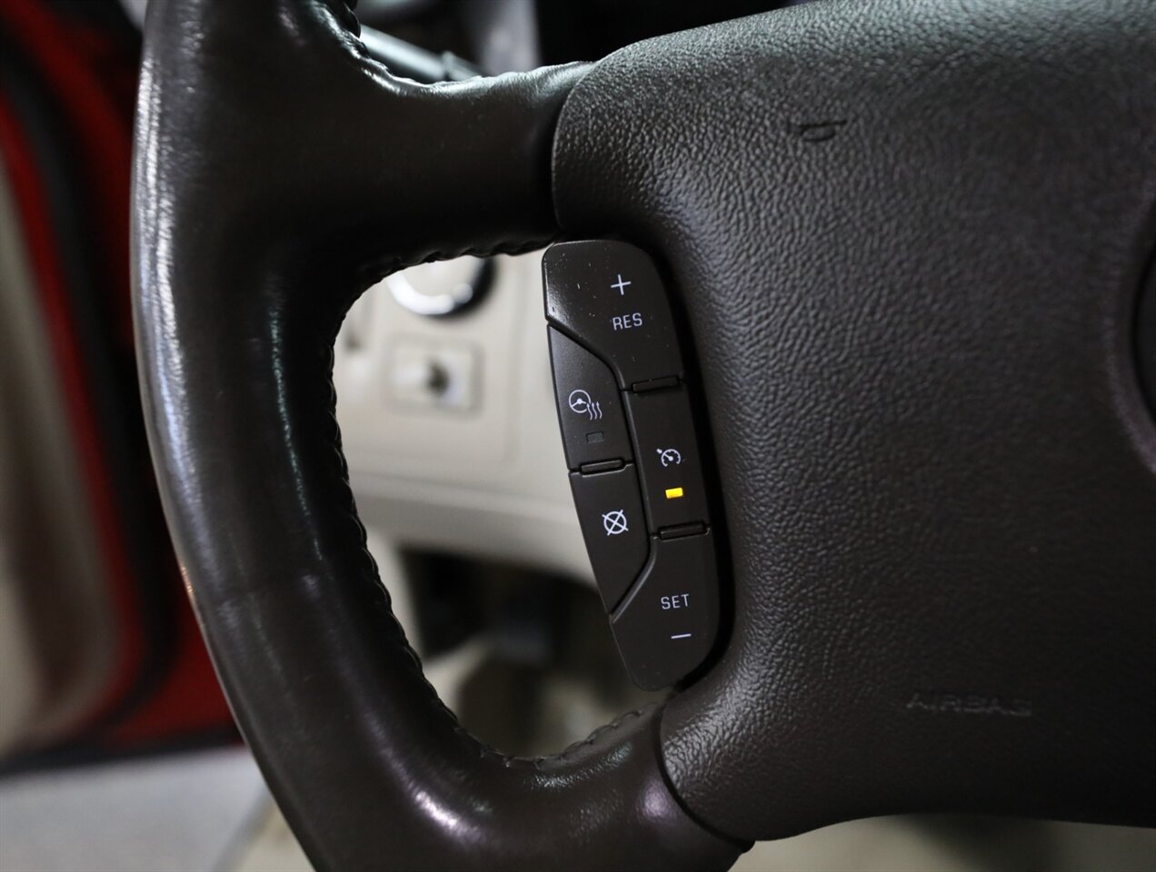 2011 Cadillac DTS Luxury Collection - Photo 36 - Addison, IL 60101