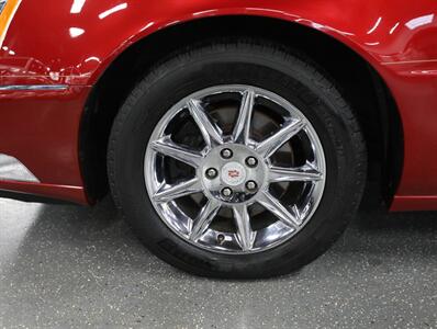 2011 Cadillac DTS Luxury Collection - Photo 42 - Addison, IL 60101