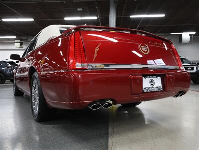 2011 Cadillac DTS Luxury Collection - Photo 12 - Addison, IL 60101