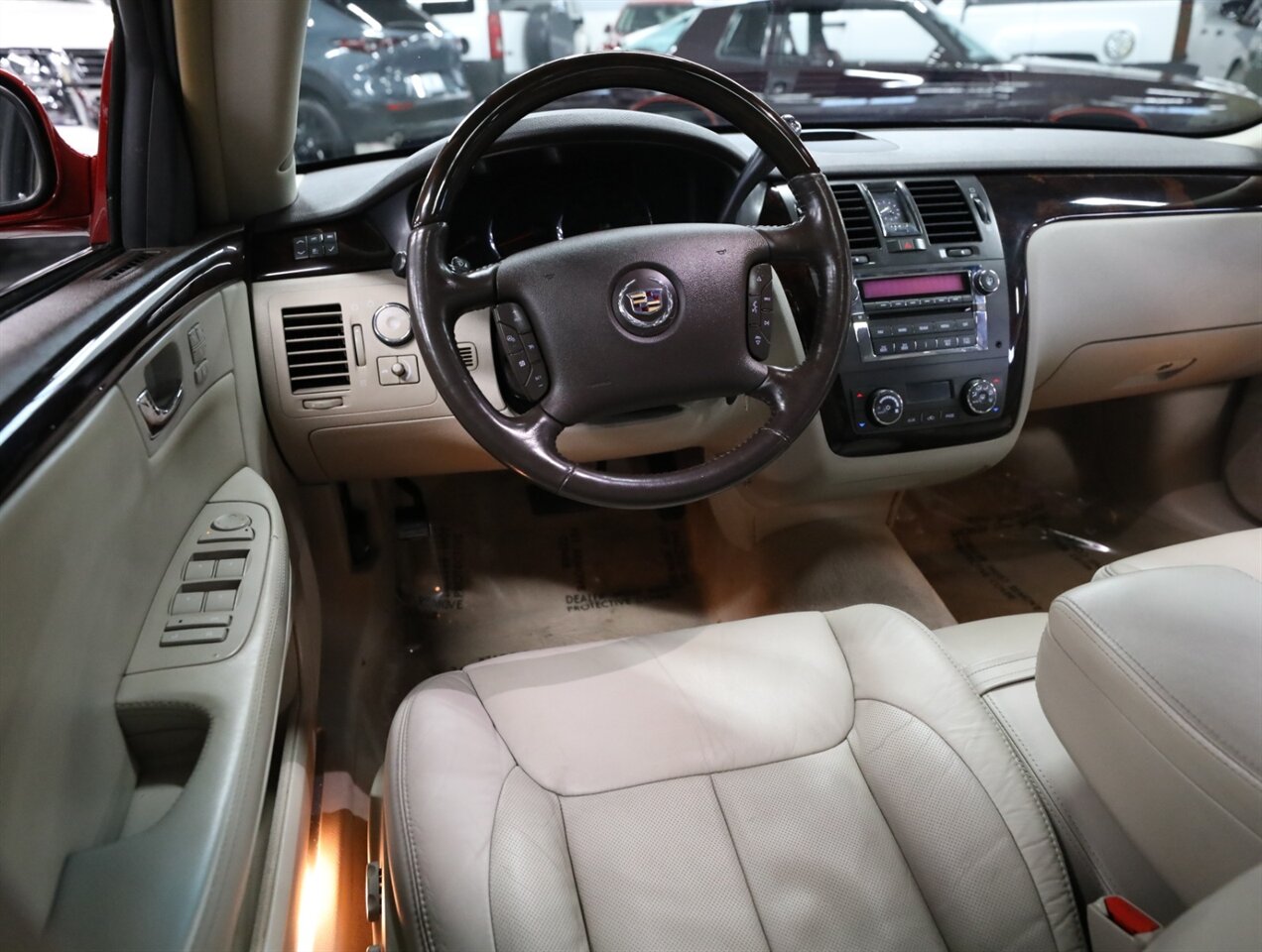 2011 Cadillac DTS Luxury Collection - Photo 27 - Addison, IL 60101