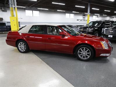 2011 Cadillac DTS Luxury Collection - Photo 8 - Addison, IL 60101