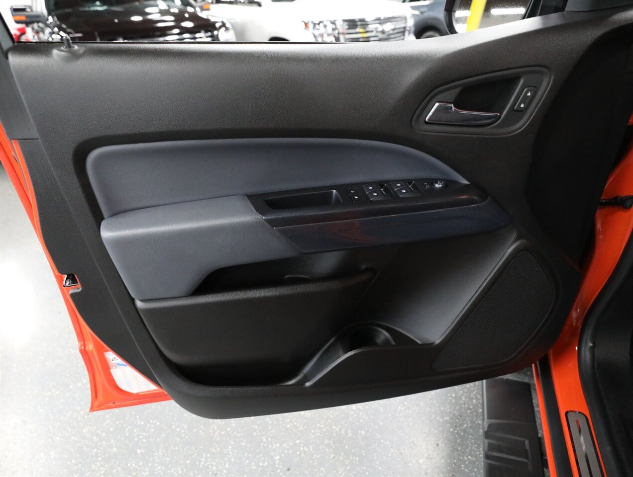 2021 Chevrolet Colorado Z71 4X4 - Photo 35 - Addison, IL 60101