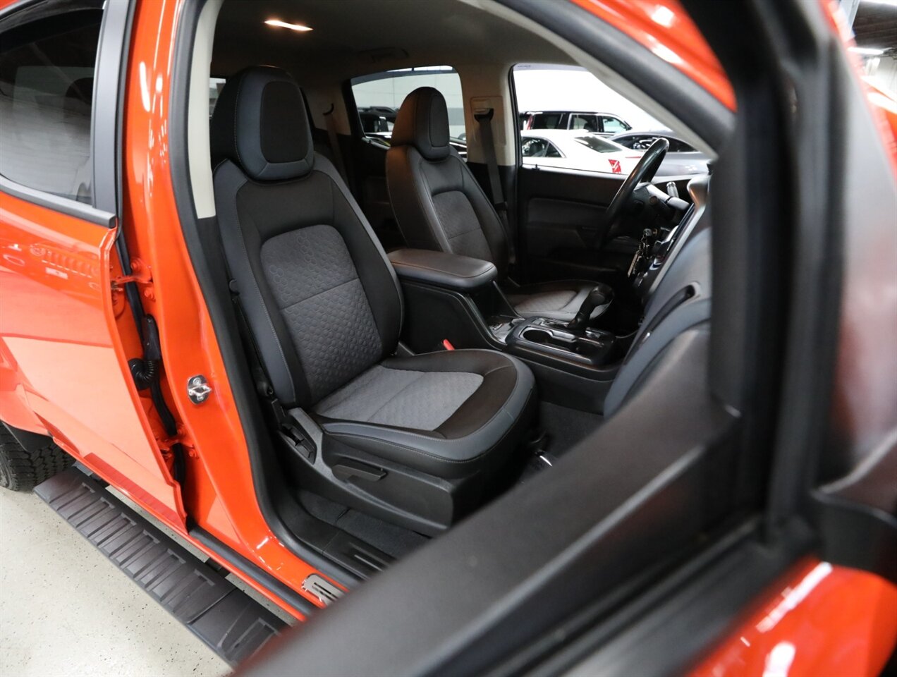 2021 Chevrolet Colorado Z71 4X4 - Photo 27 - Addison, IL 60101