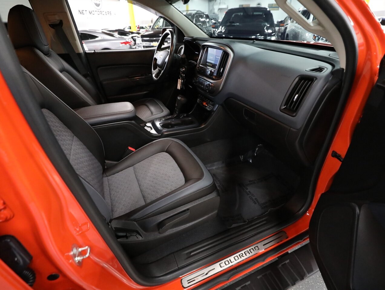 2021 Chevrolet Colorado Z71 4X4 - Photo 26 - Addison, IL 60101