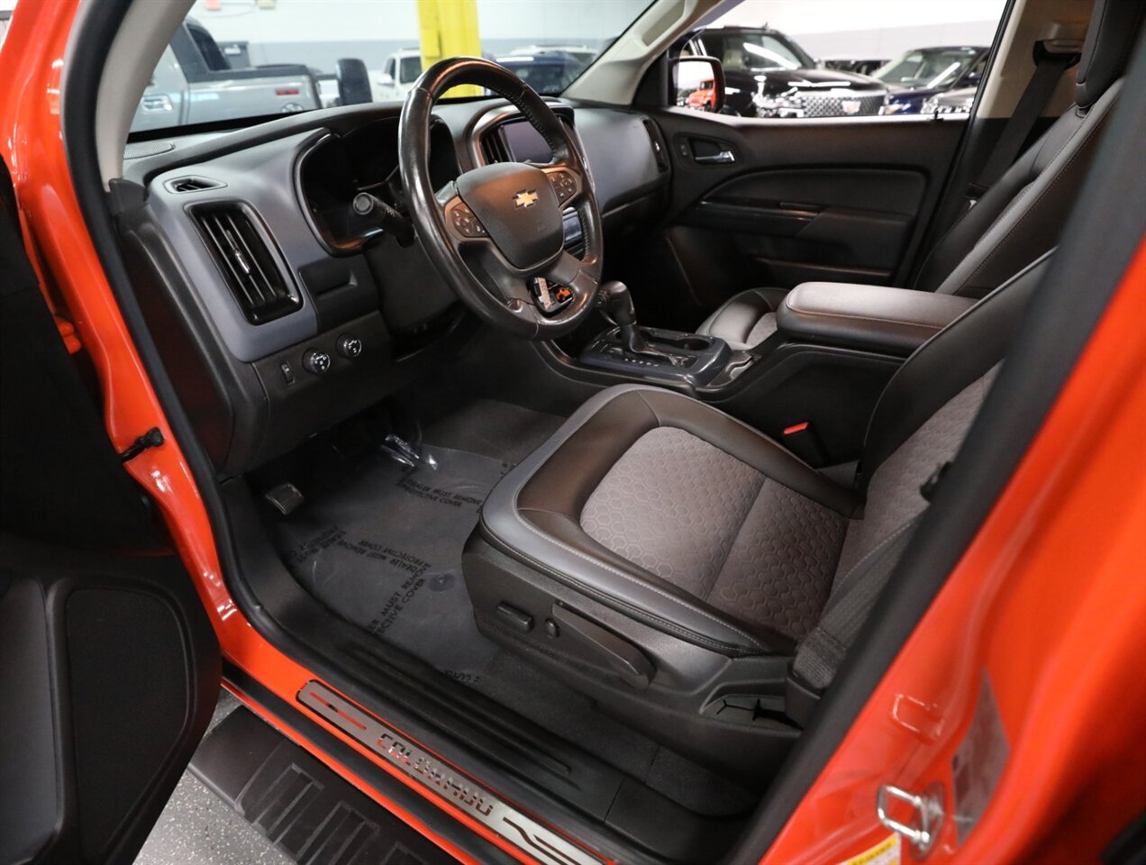 2021 Chevrolet Colorado Z71 4X4 - Photo 36 - Addison, IL 60101