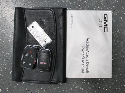 2021 GMC Acadia Denali AWD   - Photo 61 - Addison, IL 60101