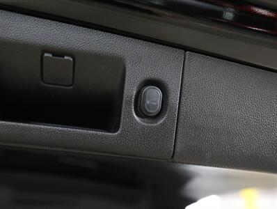 2020 Chevrolet Tahoe LT 4WD - Photo 25 - Addison, IL 60101