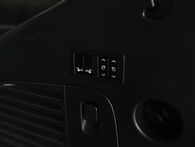 2020 Chevrolet Tahoe LT 4WD - Photo 26 - Addison, IL 60101