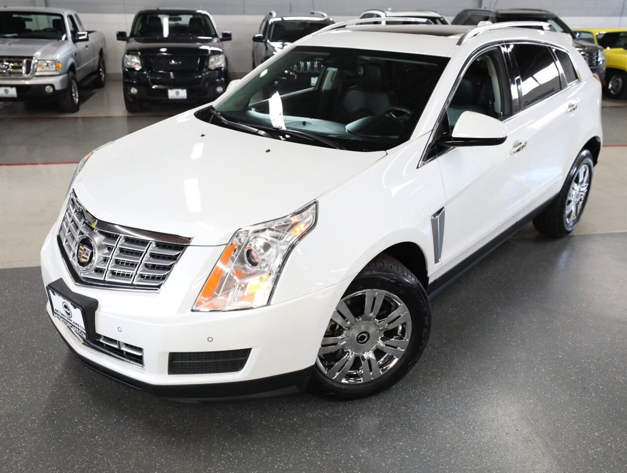 2016 Cadillac SRX Luxury Collection AWD - Photo 2 - Addison, IL 60101