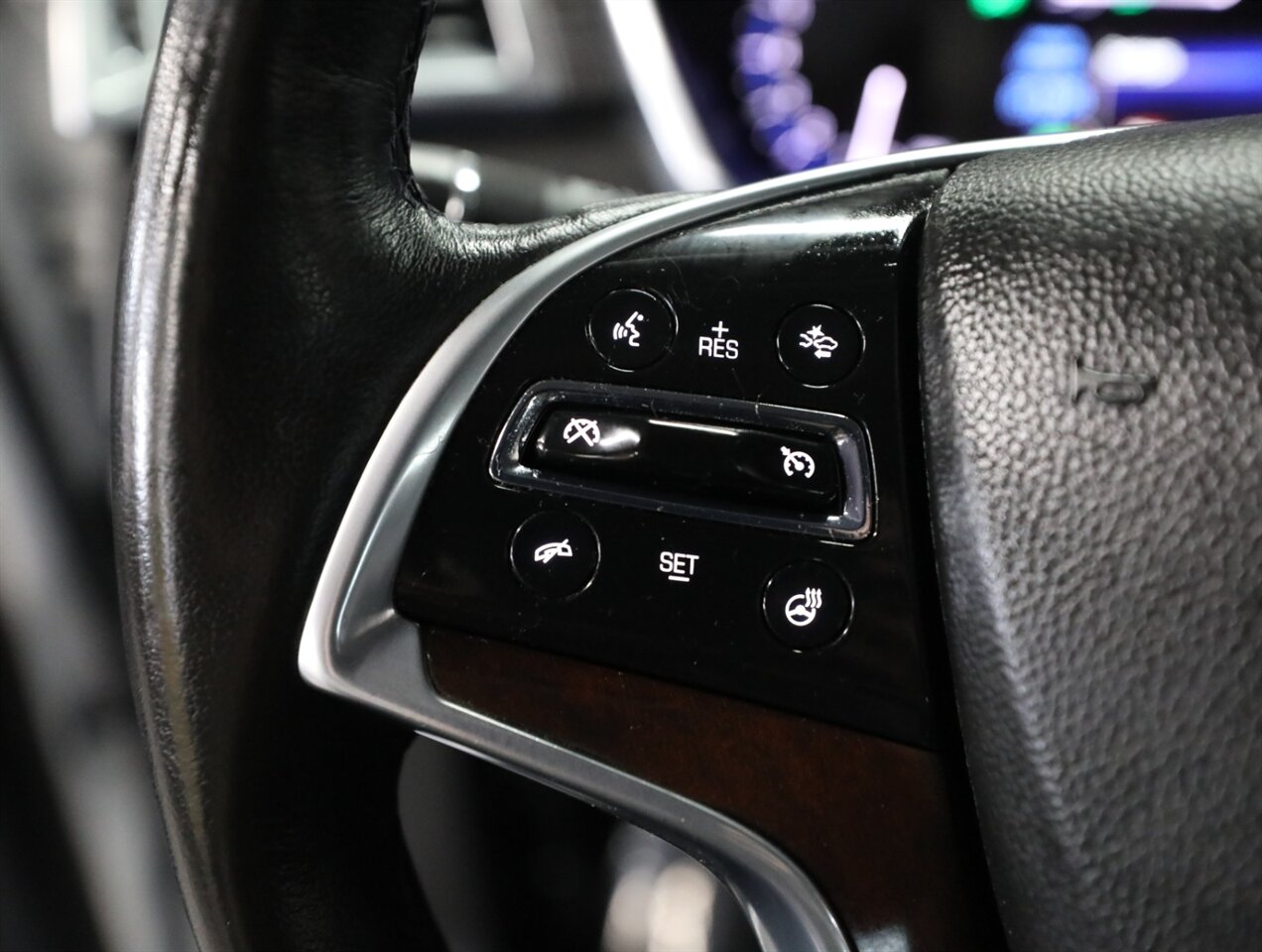 2016 Cadillac SRX Luxury Collection AWD - Photo 41 - Addison, IL 60101