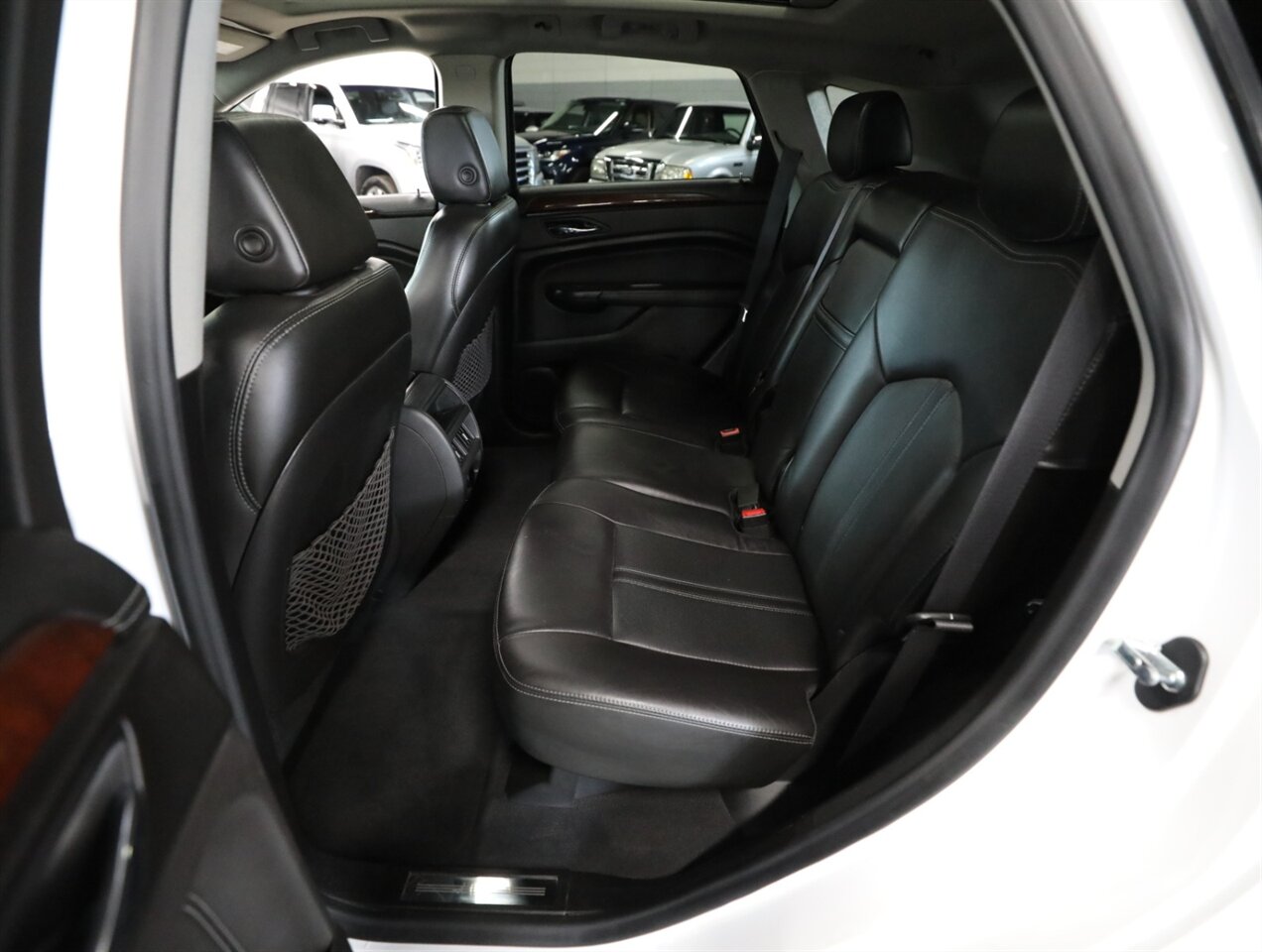 2016 Cadillac SRX Luxury Collection AWD - Photo 27 - Addison, IL 60101