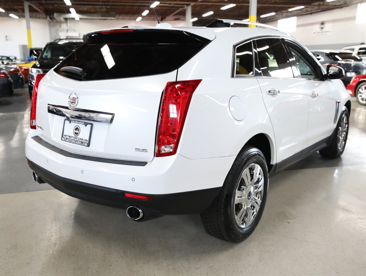 2016 Cadillac SRX Luxury Collection AWD - Photo 9 - Addison, IL 60101