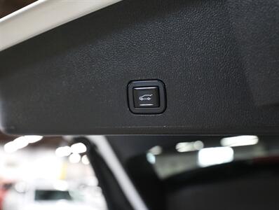 2016 Cadillac SRX Luxury Collection AWD - Photo 24 - Addison, IL 60101