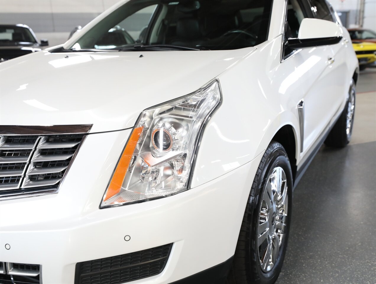 2016 Cadillac SRX Luxury Collection AWD - Photo 5 - Addison, IL 60101