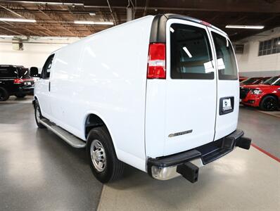 2022 Chevrolet Express 2500 Cargo Van - Photo 12 - Addison, IL 60101
