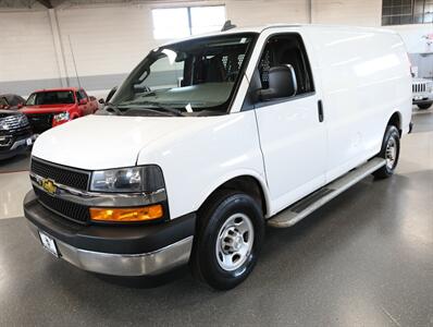 2022 Chevrolet Express 2500 Cargo Van - Photo 4 - Addison, IL 60101