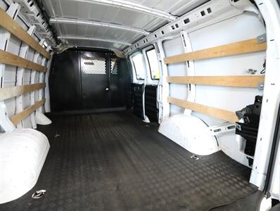 2022 Chevrolet Express 2500 Cargo Van - Photo 24 - Addison, IL 60101