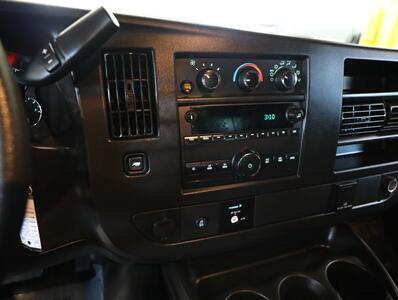 2022 Chevrolet Express 2500 Cargo Van - Photo 28 - Addison, IL 60101